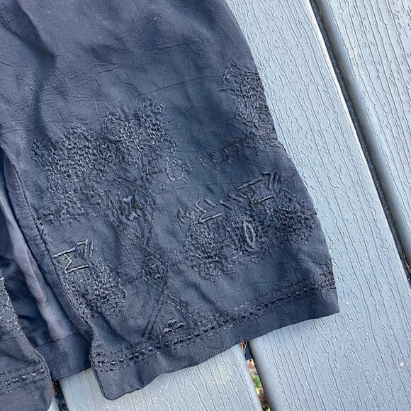 Vintage black embroidered sleeveless vest, bohemian hippie indie boho chic - Picture 6 of 6